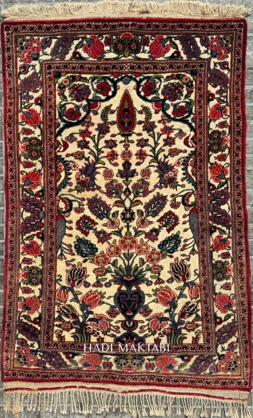 RARE SMALL 3D SOOF KASHAN