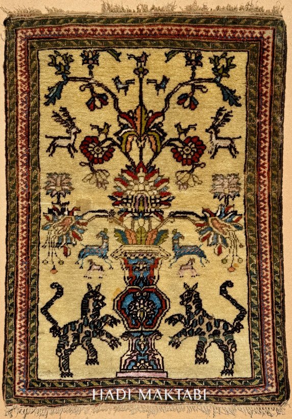 𝐋𝐢𝐨𝐧 𝐅𝐚𝐫𝐚𝐡𝐚𝐧 𝐖𝐢𝐭𝐡 𝐒𝐢𝐥𝐤