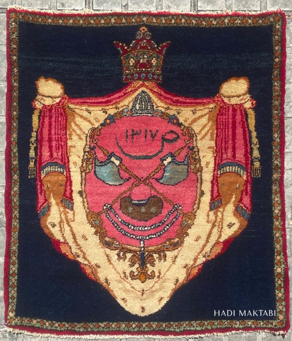 𝐑𝐨𝐲𝐚𝐥 𝐐𝐚𝐣𝐚𝐫 𝐊𝐚𝐬𝐡𝐚𝐧